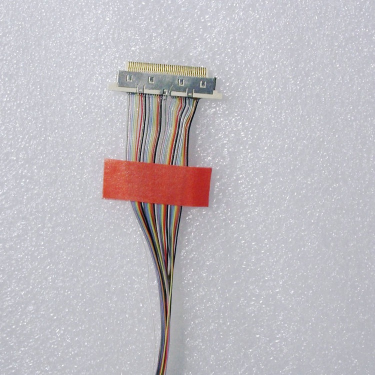 customized SSL00-10S-1500 fine-wire coaxial cable assembly I-PEX 20346-015T-32R eDP LVDS cable Assemblies Provider
