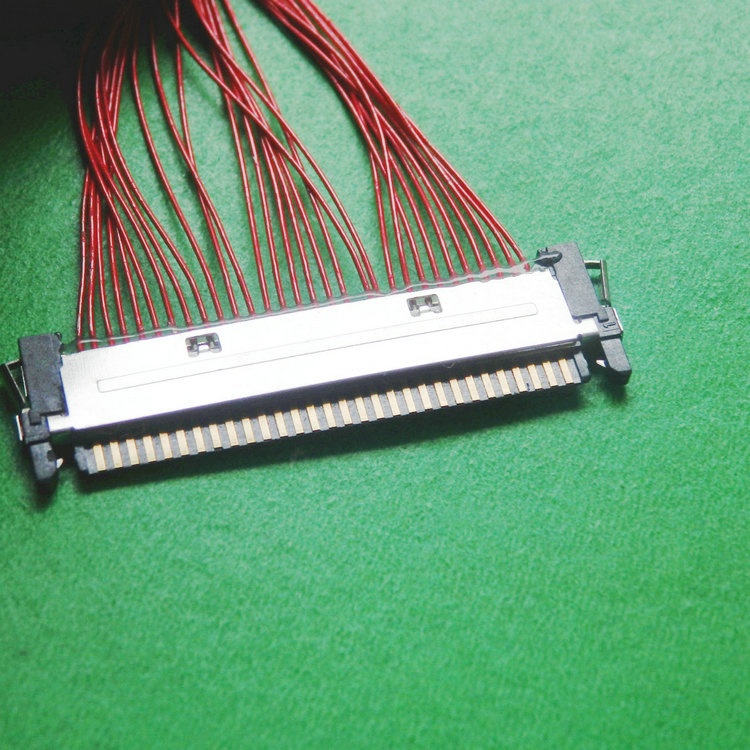 Custom I-PEX 20455-050E-99 fine wire cable assembly DF36-30P-0.4SD(55) eDP LVDS cable assembly provider