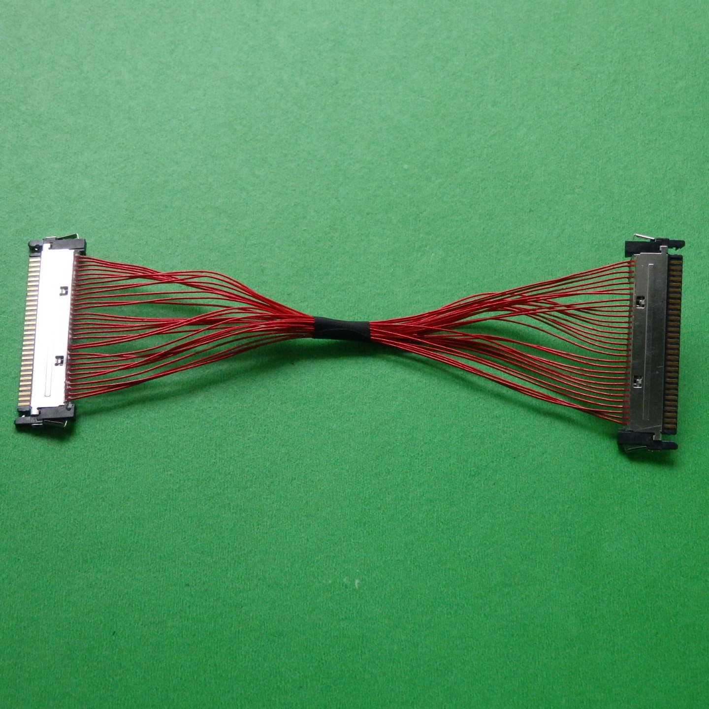 customized FI-RTE41SZ-HF Fine Micro Coax cable assembly I-PEX 20374 eDP LVDS cable Assemblies Factory