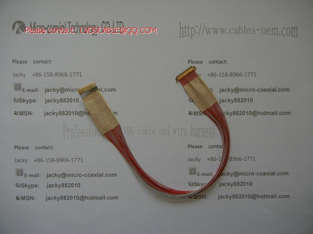 I-PEX 20472-040T cables mated with I-PEX 20474-040E-12